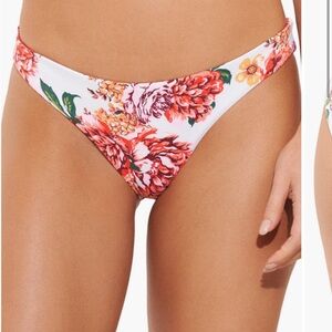 Maaji NWT SZ 3XL Carnation Flirt bottom